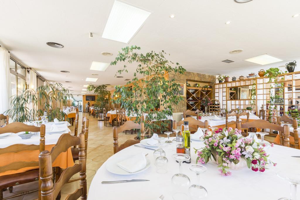 Hotel Sausa Vilafreser Ngoại thất bức ảnh