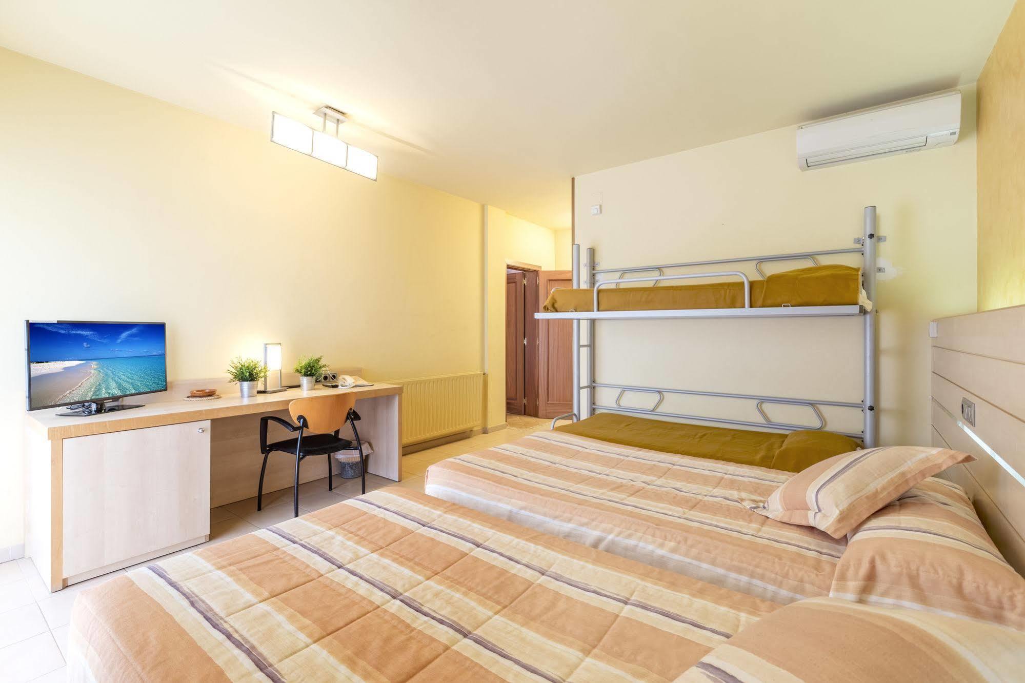 Hotel Sausa Vilafreser Ngoại thất bức ảnh