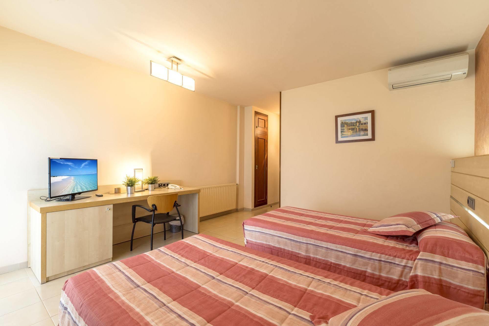 Hotel Sausa Vilafreser Ngoại thất bức ảnh